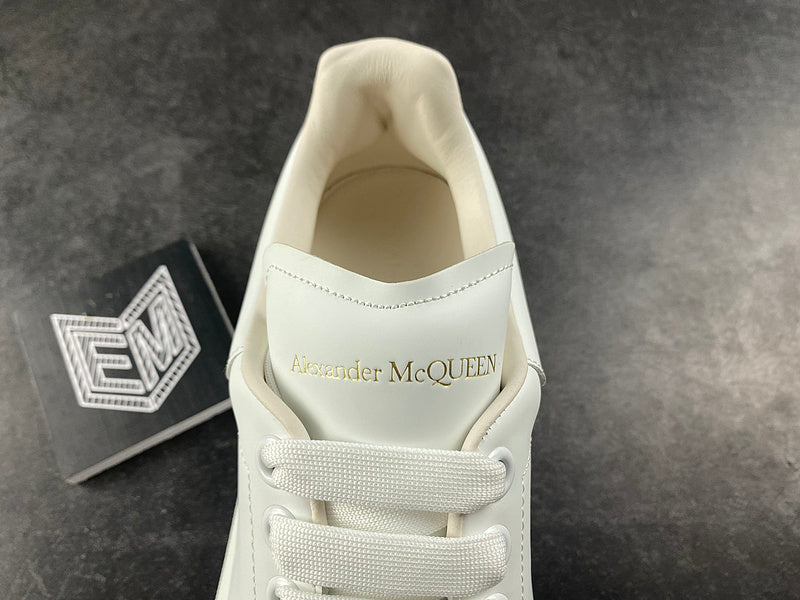 Alexander McQueen "Oversized White"