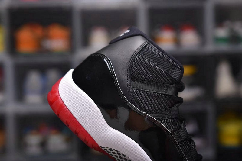 Nike Air Jordan 11 Retro Bred